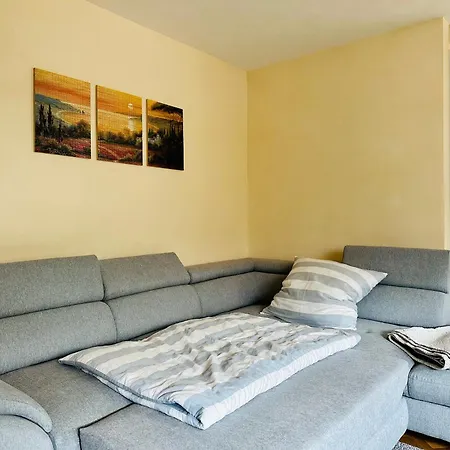 Апартаменты 2,5-zimmerwohnung Mit Terrasse - Keine Monteure Марбах-ам-Неккар