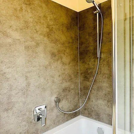 2,5-zimmerwohnung Mit Terrasse - Keine Monteure Daire *